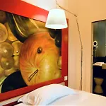 Otel Petronilla - In