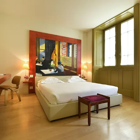 Hotel Petronilla - In