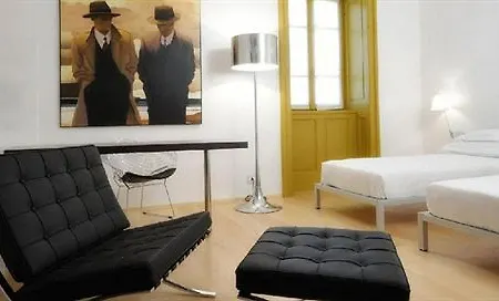 Petronilla - In Hotel 4*