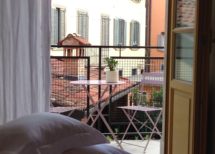 Petronilla - In Hotel Bergamo